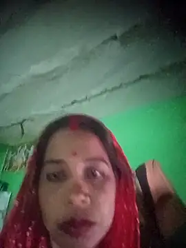 Snapshot of NEXIQRAN chatting on 12-04-25, 11:08 NEXIQRAN online show from 12-04-25, 11:08