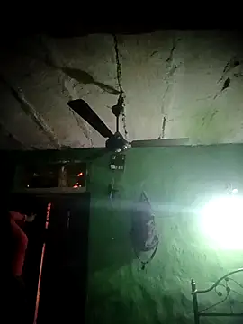 Snapshot of NEXIQRAN chatting on 12-05-25, 04:58 NEXIQRAN online show from 12-05-25, 04:58