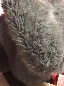 Kylie beem online show from 11-25-25, 01:22