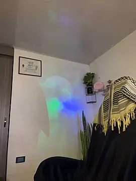 FreszX online show from 02-04-26, 04:02