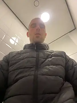 Rotteei1 online show from 10-24-25, 12:01