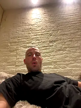 Rotteei1 online show from 11-30-25, 06:39