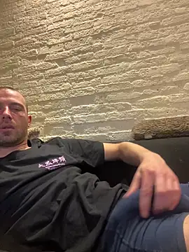 Rotteei1 online show from 03-17-26, 06:17