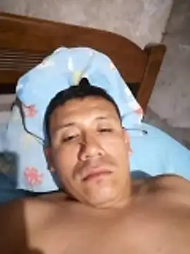 Snapshot of Juan199134 chatting on 03-03-26, 06:41 Juan199134 online show from 03-03-26, 06:41