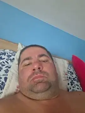 Snapshot of marek2355 chatting on 07-01-26, 06:37 marek2355 online show from 07-01-26, 06:37