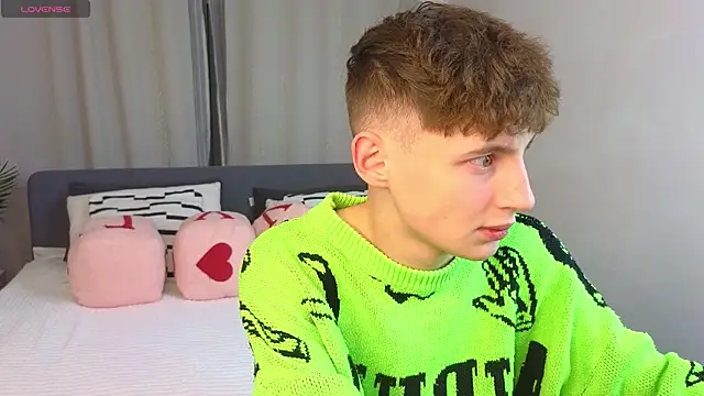 crisp1n online show from 11-26-25, 04:52