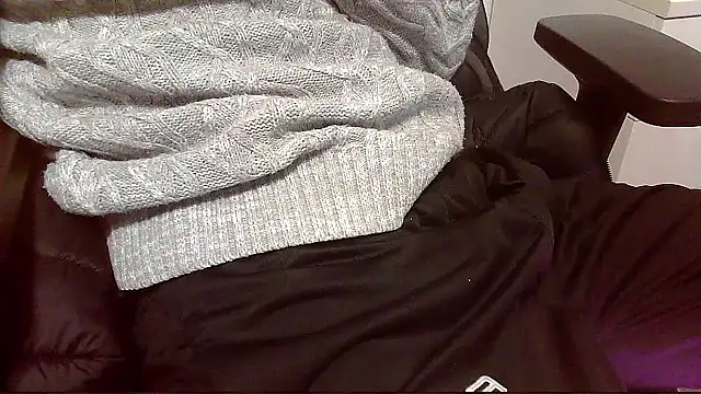 Snapshot of topg84 chatting on 02-05-26, 05:50 topg84 online show from 02-05-26, 05:50