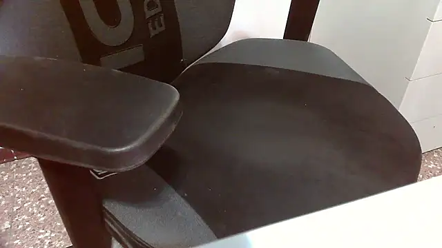 Snapshot of topg84 chatting on 03-01-26, 06:32 topg84 online show from 03-01-26, 06:32