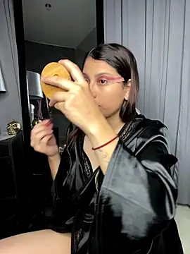 Sammy Sweet01 online show from 10-31-25, 12:17