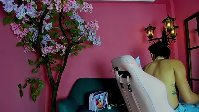 ArohomLester online show from 02-28-26, 06:53