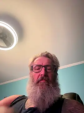 EazyRyder1976 online show from 10-24-25, 11:45