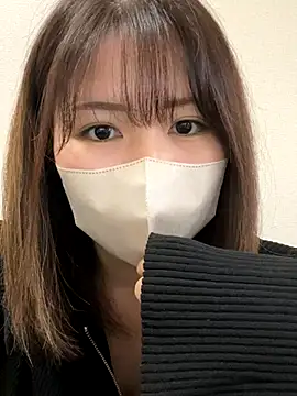 Snapshot of Rui_87 chatting on 10-25-25, 03:36 Rui 87 online show from 10-25-25, 03:36