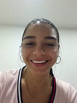 Snapshot of violeta365 chatting on 06-20-26, 02:14 violeta365 online show from 06-20-26, 02:14
