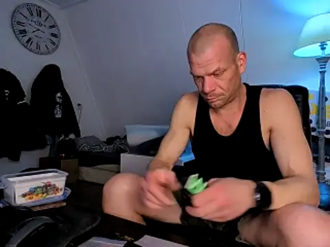 Kinky Play1 online show from 02-10-26, 06:45