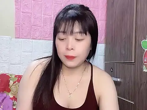 Butterfly kee online show from 12-01-25, 01:05