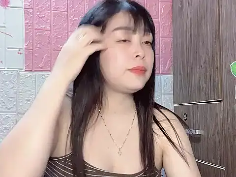 Butterfly kee online show from 12-21-25, 02:13