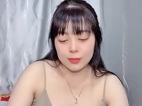 Butterfly kee online show from 01-12-26, 02:22