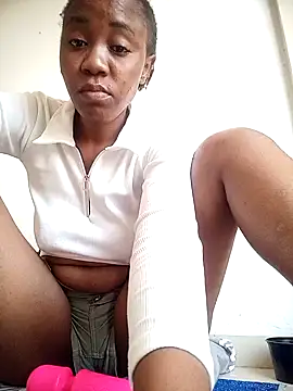 sexy-portable online show from 03-05-26, 06:09