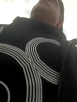 Snapshot of Imyourguy2025 chatting on 11-06-25, 03:13 Imyourguy2025 online show from 11-06-25, 03:13