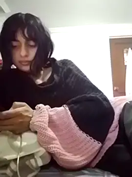 sophiasleepy1 online show from 05-07-26, 12:10