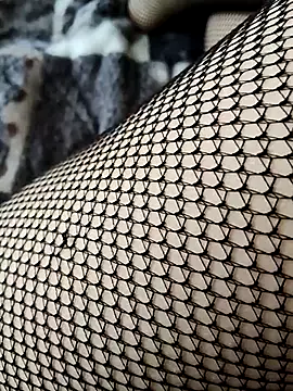 Snapshot of sexydeaChanel chatting on 11-15-25, 11:18 sexydeaChanel online show from 11-15-25, 11:18