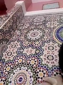 Snapshot of nawara-w chatting on 10-24-25, 10:33 nawara-w online show from 10-24-25, 10:33