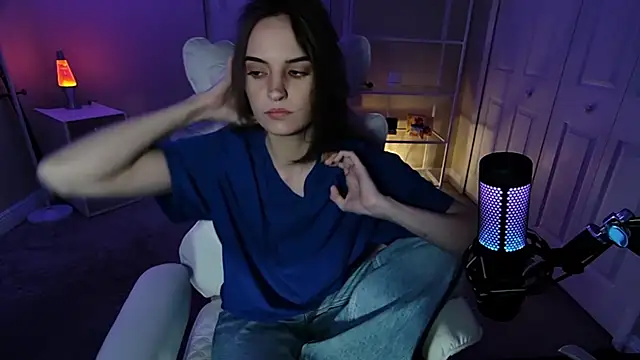 AngieFae  online show from 04-21-26, 02:51