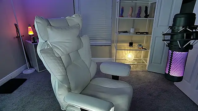 Snapshot of AngieFae_ chatting on 05-11-26, 02:06 AngieFae online show from 05-11-26, 02:06