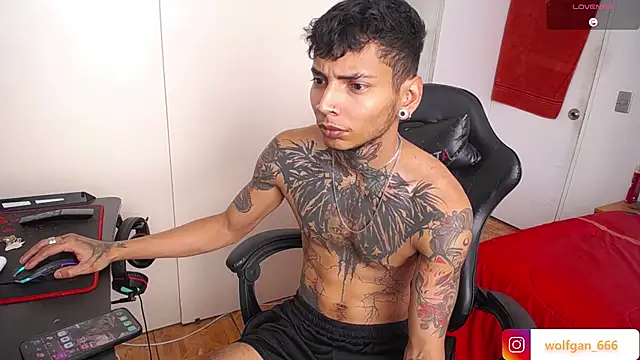 nathan aress6666 online show from 04-11-26, 07:40