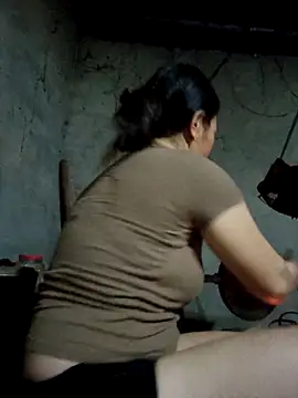 chipu06 online show from 02-24-26, 11:41