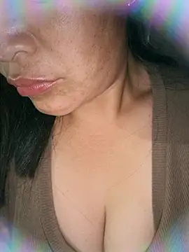 Snapshot of chipu06 chatting on 05-24-26, 06:24 chipu06 online show from 05-24-26, 06:24