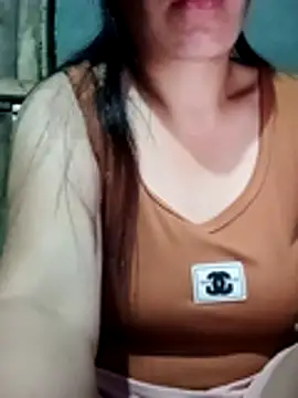 Snapshot of chipu06 chatting on 06-29-26, 11:54 chipu06 online show from 06-29-26, 11:54
