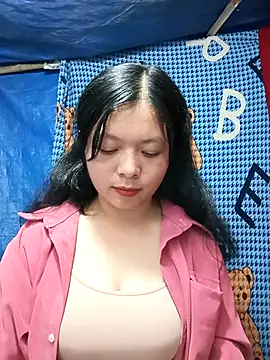 lisa-bae00 online show from 11-26-25, 10:16