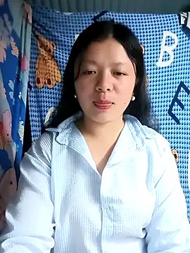 lisa-bae00 online show from 05-10-26, 12:32