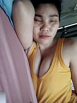 Bear bear0 online show from 04-06-26, 05:19