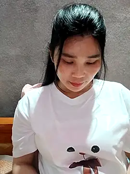 Snapshot of Bear_bear0 chatting on 05-01-26, 11:37 Bear bear0 online show from 05-01-26, 11:37
