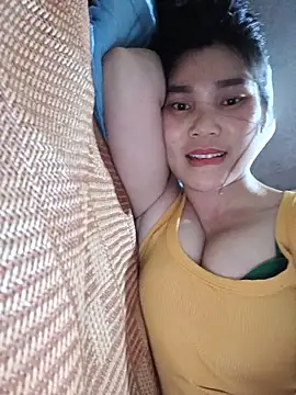 Snapshot of Bear_bear0 chatting on 06-02-26, 11:12 Bear bear0 online show from 06-02-26, 11:12