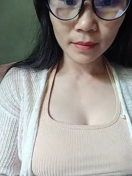 Snapshot of Bear_bear0 chatting on 06-16-26, 03:20 Bear bear0 online show from 06-16-26, 03:20