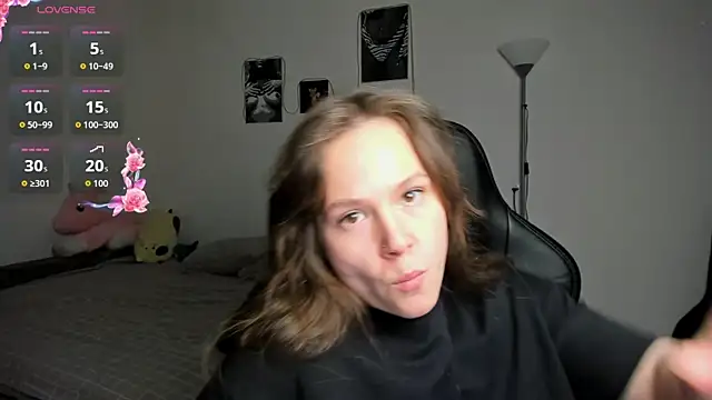 Snapshot of cute_little_Emily chatting on 10-22-25, 05:02 cute little Emily online show from 10-22-25, 05:02