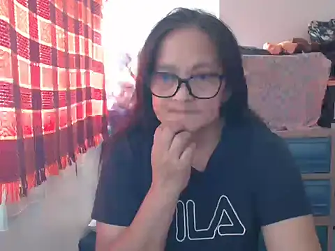 Snapshot of Kinkybela2025 chatting on 02-01-26, 11:58 Kinkybela2025 online show from 02-01-26, 11:58