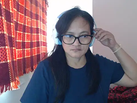 Kinkybela2025 online show from 05-15-26, 11:45