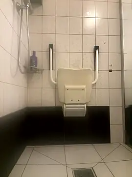 Snapshot of bart98geil chatting on 01-08-26, 05:32 bart98geil online show from 01-08-26, 05:32