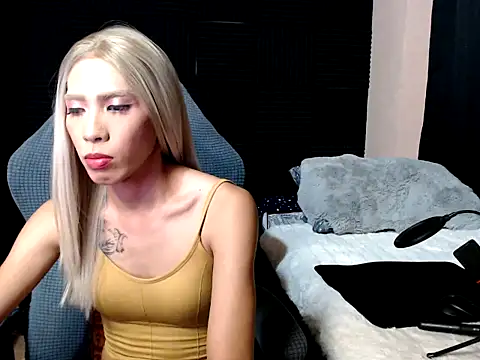 VictoriaAsianMistress online show from 04-06-26, 03:57