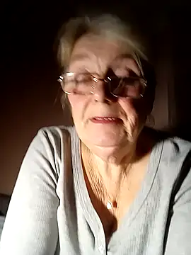 AmyLove353 online show from 10-26-25, 07:53