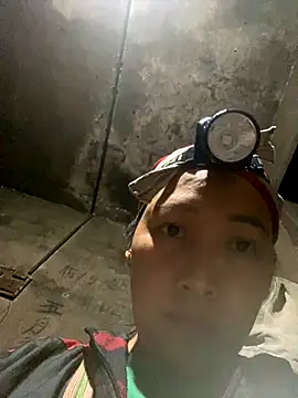 Snapshot of Top_x chatting on 11-07-25, 11:05 Top x online show from 11-07-25, 11:05