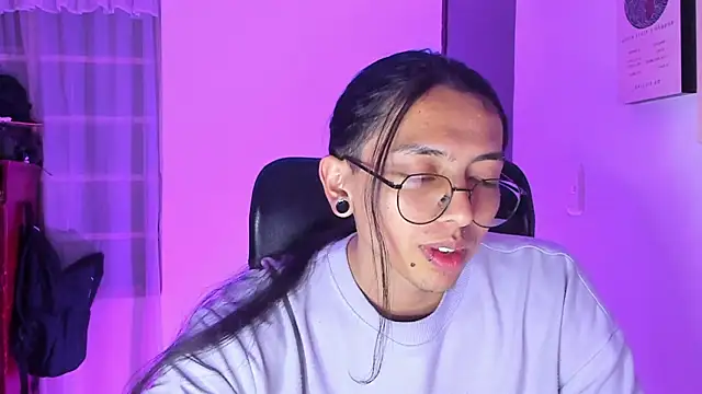  Astrea  online show from 04-09-26, 01:05