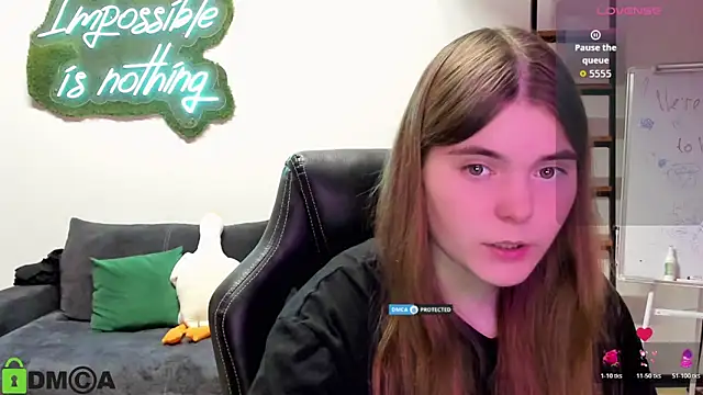 MiraaBloom online show from 10-26-25, 02:01