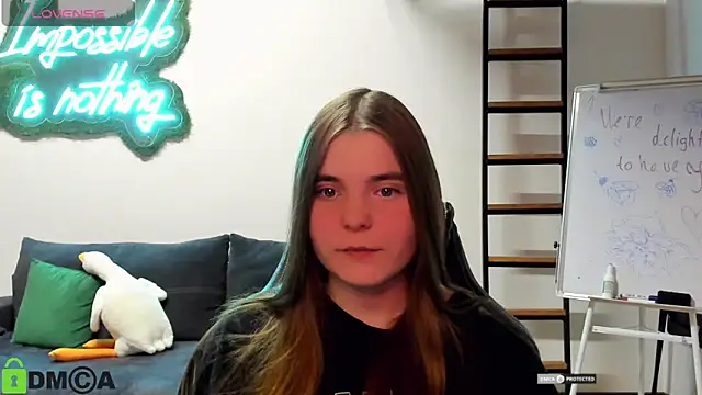 MiraaBloom online show from 11-17-25, 02:23