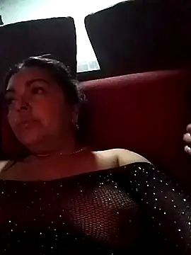 Snapshot of Luchyfeet chatting on 06-07-26, 03:32 Luchyfeet online show from 06-07-26, 03:32
