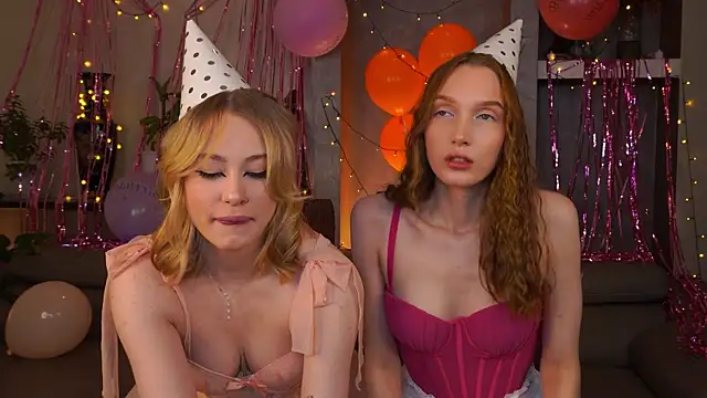 MarisLopaz online show from 11-11-25, 02:44